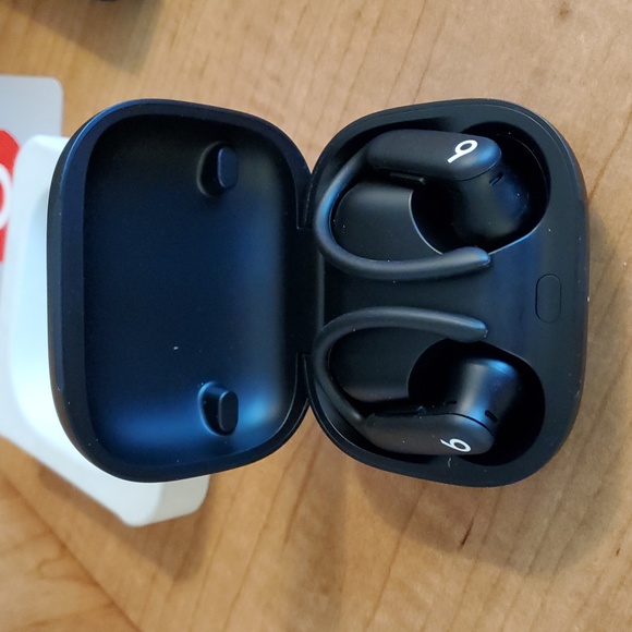 Powerbeats Pro 2 Wireless Earbuds - Picture 2 of 2